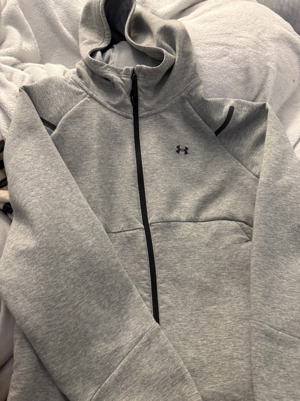 Under Armour Heather Gray Tech Sweater